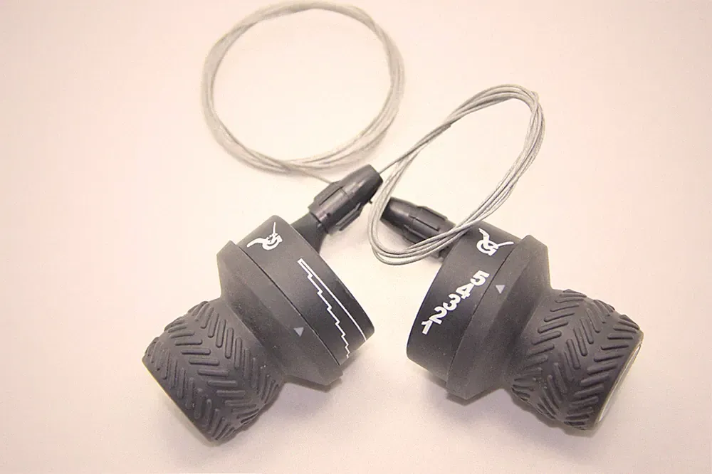 Bike Bicycle 3 X 5 Speed Shifters Twist Grip Gear Shifters Black