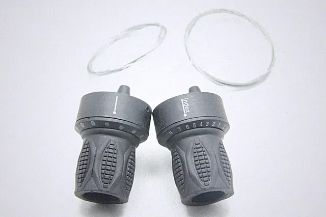 Bike Bicycle 3 X 7 21 Speed Shifters Twist Grip Gear Black