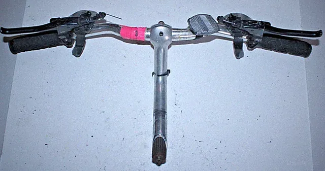 Fuji Riser Bar Handlebar 61cm Kalloy 1" Quill Stem 100mm ST-R223 Trigger Shifter