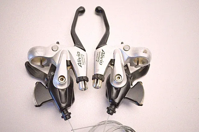 SHIMANO ALIVIO 8 X 3 SPEED BICYCLE RAPIDFIRE WINDOW SHIFTER BRAKE LEVERS ST-MC20