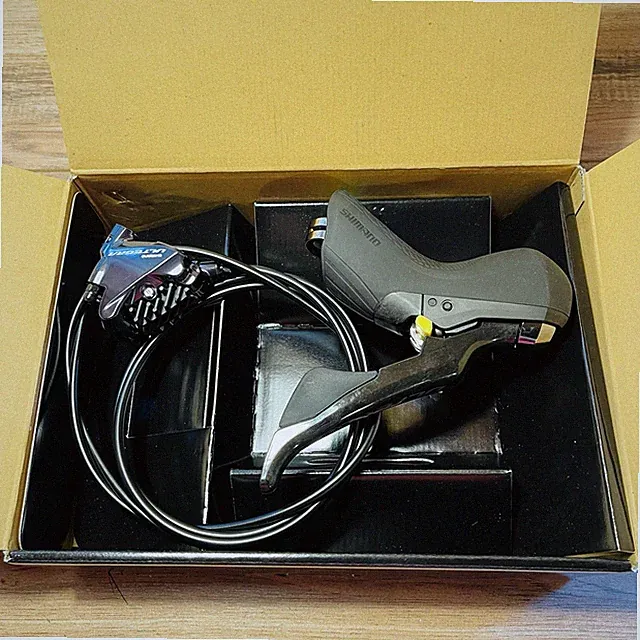 Shimano ST-R8020 RIGHT Hydraulic Road Cyclocross Shifter Brake Lever Caliper