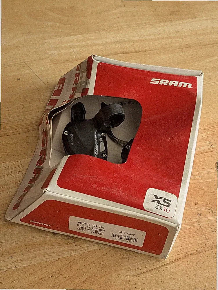 SRAM X5 Trigger Shifter Set - 2 x 10-Speed, Black Bicycle Shifter Pair